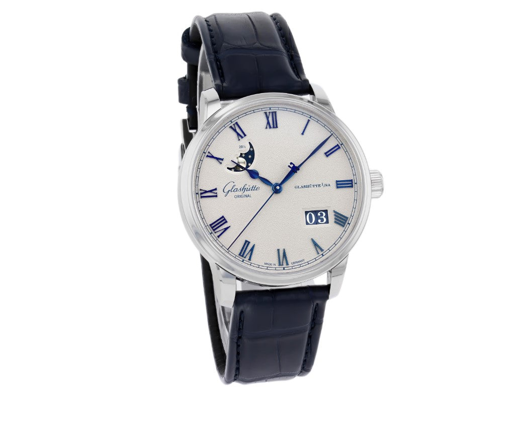 Glashütte Senator Excellence Panoramadatum Mondphase 1-36-24-02-02-61 grau 40 mm Edelstahl Automatik, Kaliber 36 Louisiana-Alligator-Lederband, Blau