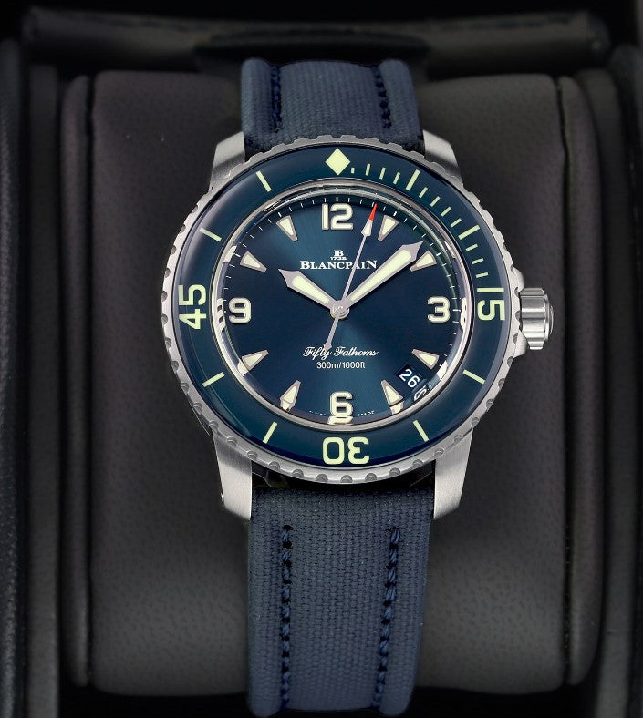 Blancpain Fifty Fathoms Automatique 5010 12B40 O52B blau 42.30 mm Titan. Kautschuk Armband