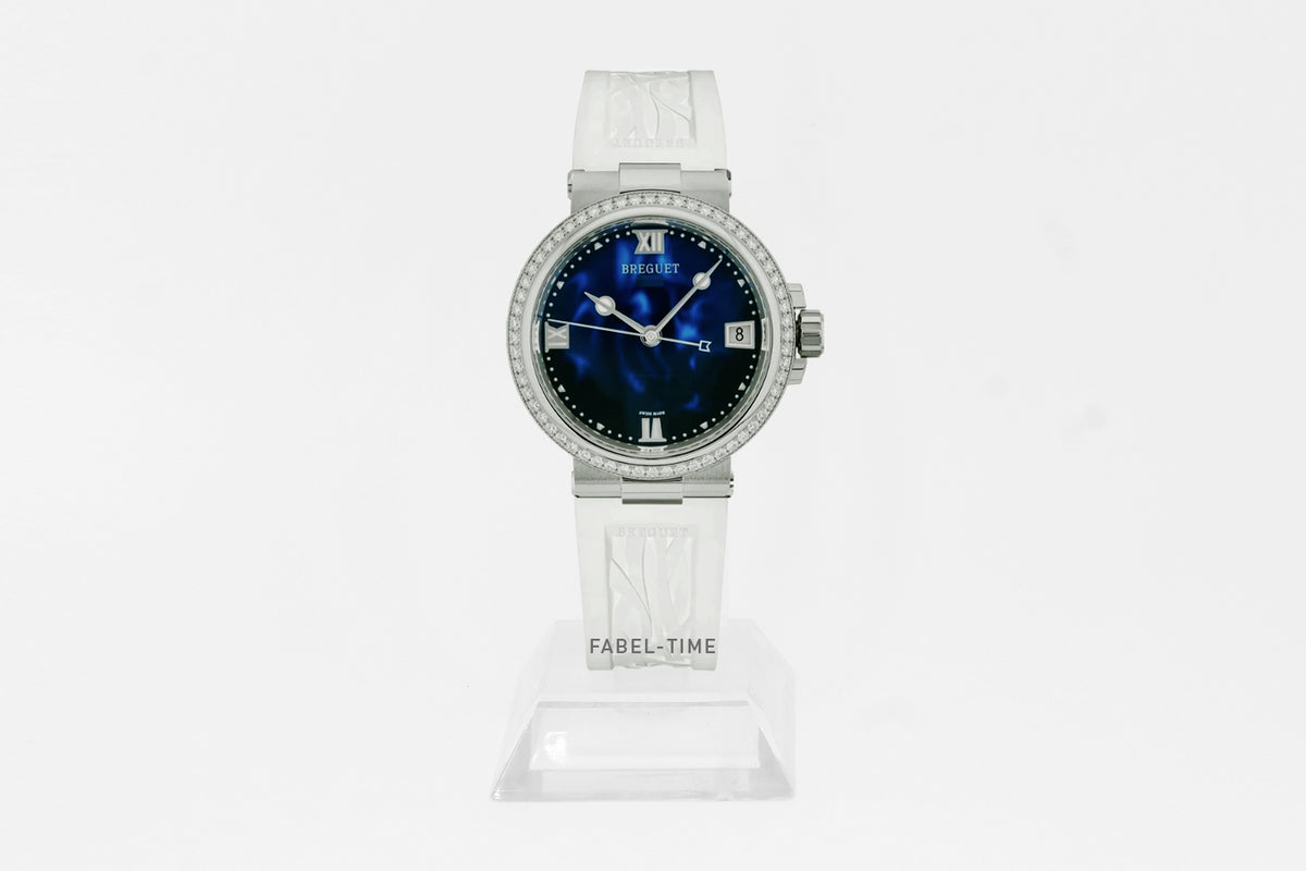 Breguet Marine 33.80 mm 9518ST/E2/584/D000 automatic movement with date display. Silicon balance spring and escapement.