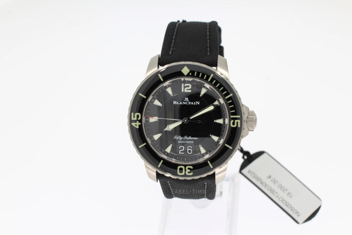 Blancpain Fifty Fathoms Grande Date 45mm 5050-12B30-B52A schwarz 43,60 mm Keramik Automatik Herrenuhr