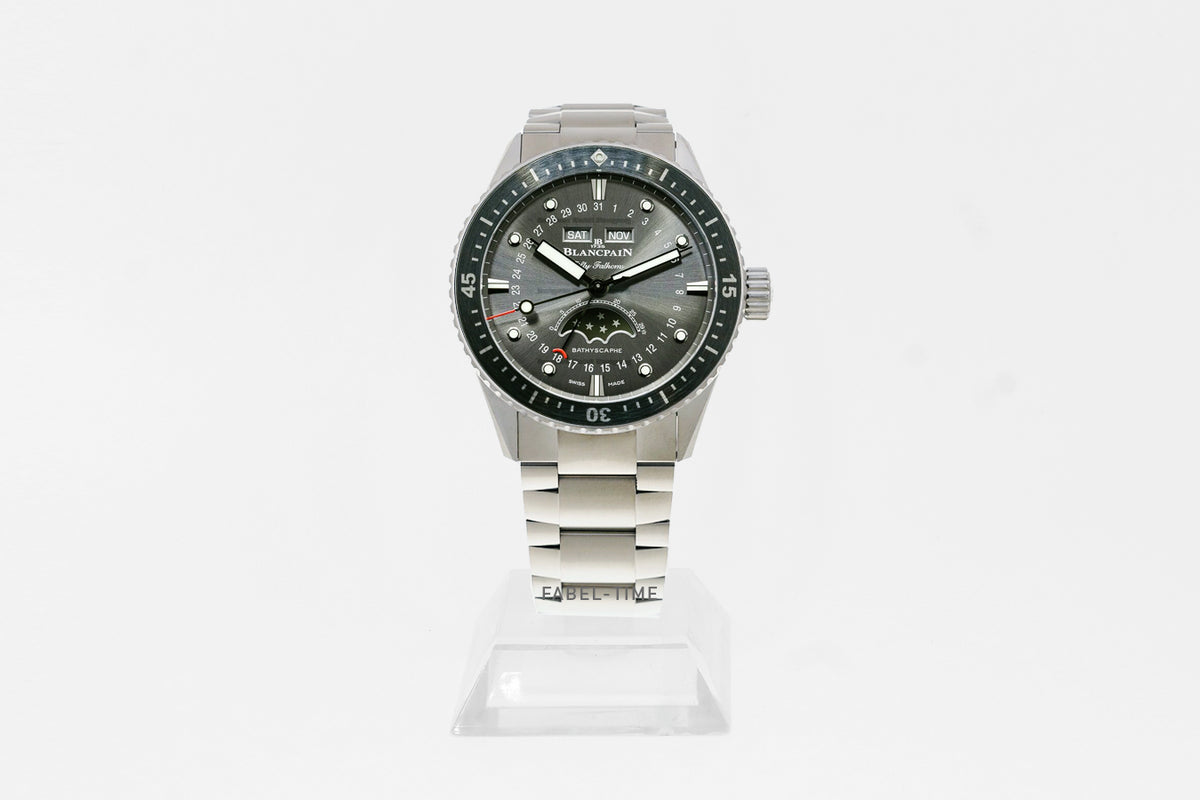 Blancpain Fifty Fathoms Bathyscaphe Quantième Complet Phases 5054 1210 98S grau 43,00 mm Titan Titan Werk Automatik Herrenuhr