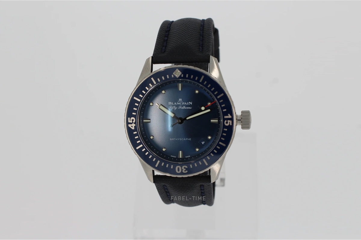 Blancpain Fifty Fathoms Bathyscaphe 5100-1140-O52A Automatik 38 mm Stahl blau Armband aus Segeltuch