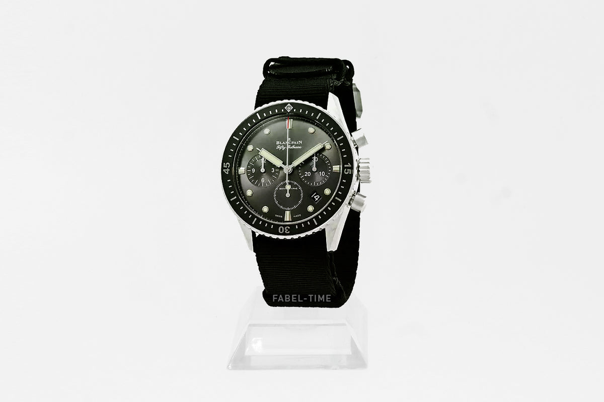 Blancpain Fifty Fathoms Bathyscaphe 5200-1110-NABA Meteorgrau, Automatik 43 mm Stahl, NATO Armband mit Dornschließe