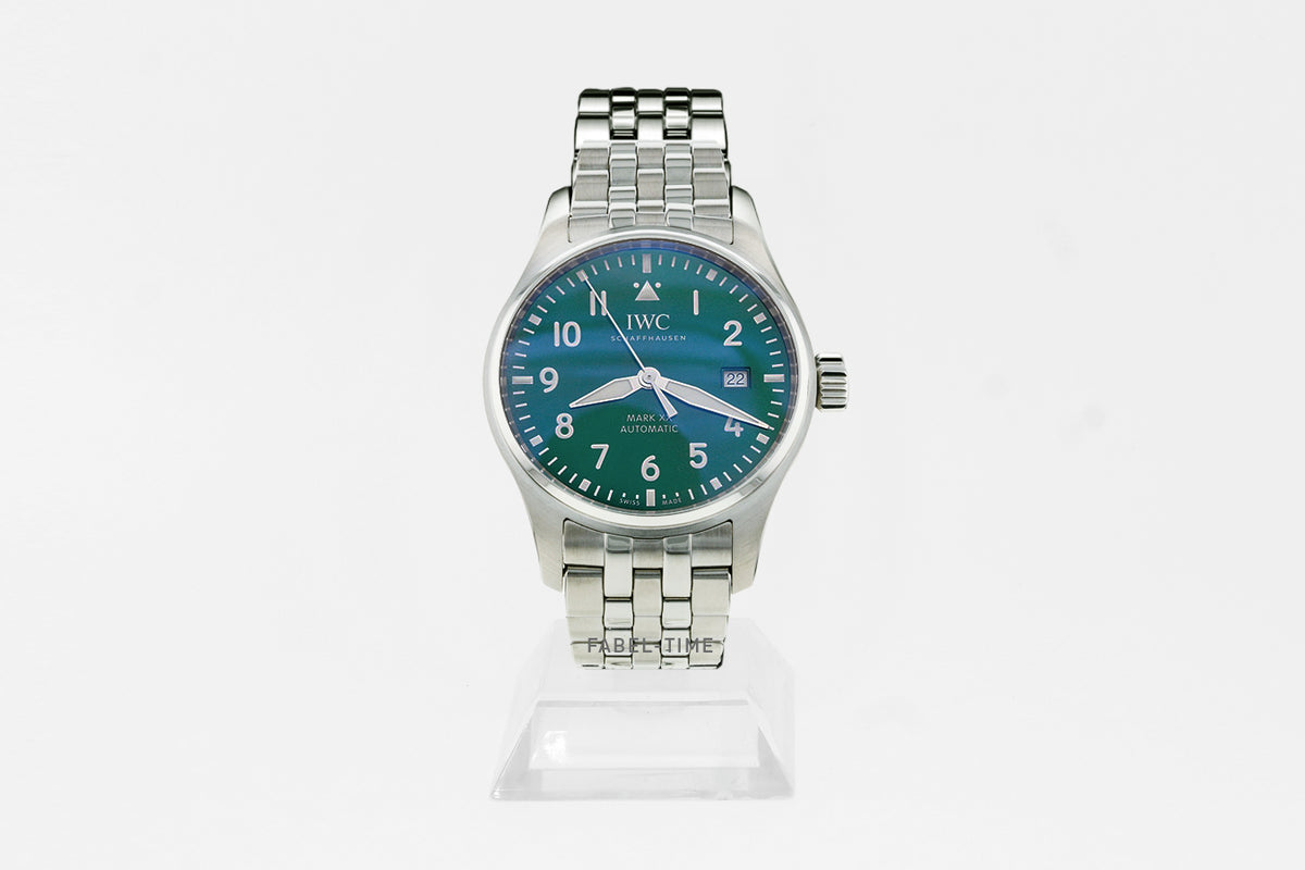 IWC Pilot's Watch Mark XX Automatic, 40 mm steel IW328206 green with steel bracelet with EasX-CHANGE® replacement system