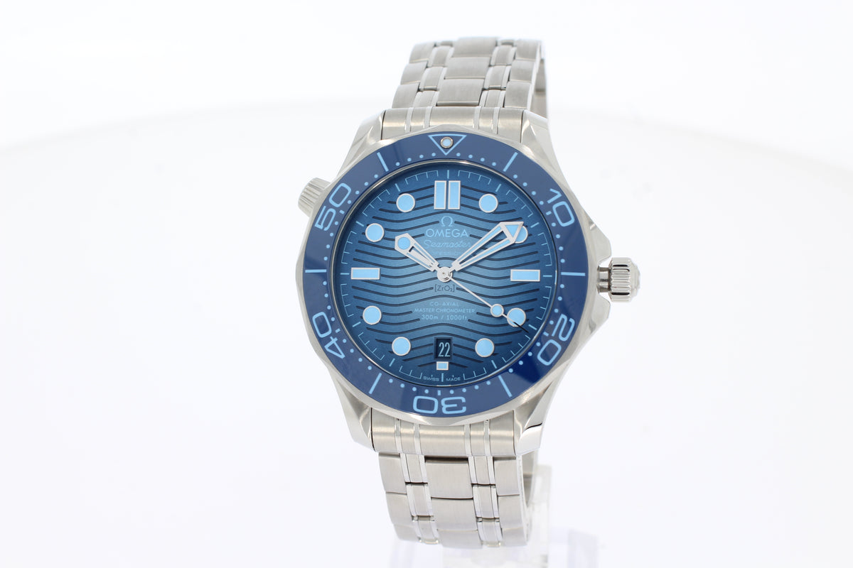 Omega SEAMASTER DIVER 300M 42 MM, STEEL WITH STEEL STRAP 210.30.42.20.03.003