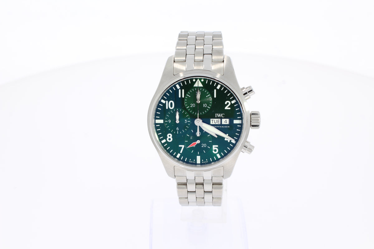 IWC Pilot's Watch Chronograph Automatic 41 mm steel IW388104 green with steel bracelet with EasX-CHANGE® replacement system