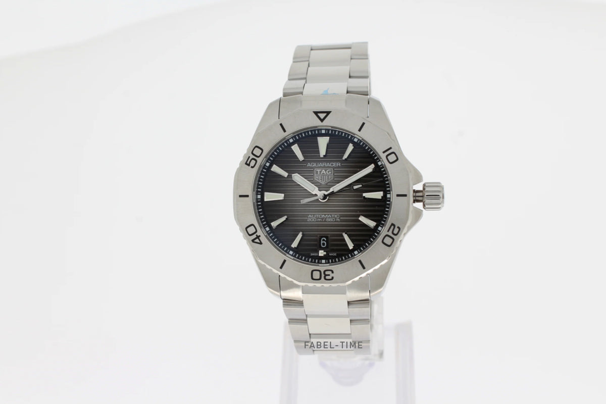 TAG HEUER AQUARACER PROFESSIONAL 200 DATE Automatic, 40 mm, stainless steel WBP2110.BA0627