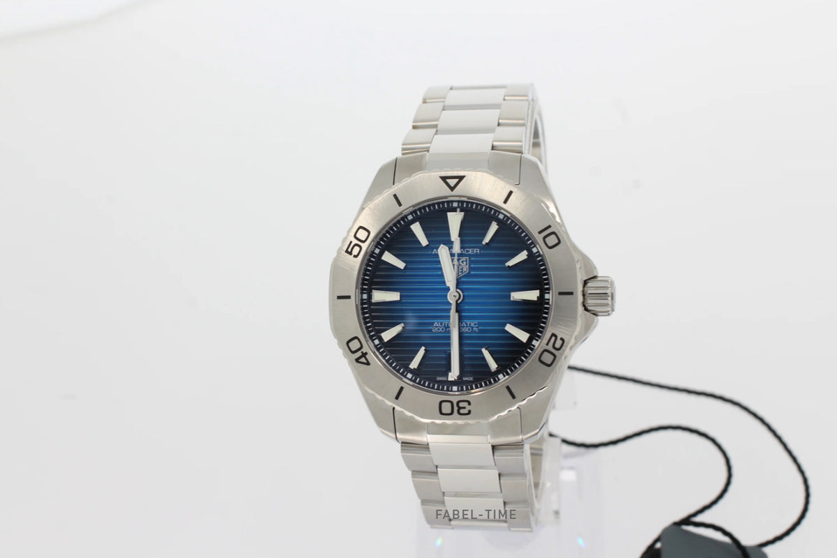TAG HEUER AQUARACER PROFESSIONAL 200 DATE Automatic, 40 mm, stainless steel WBP2111.BA0627