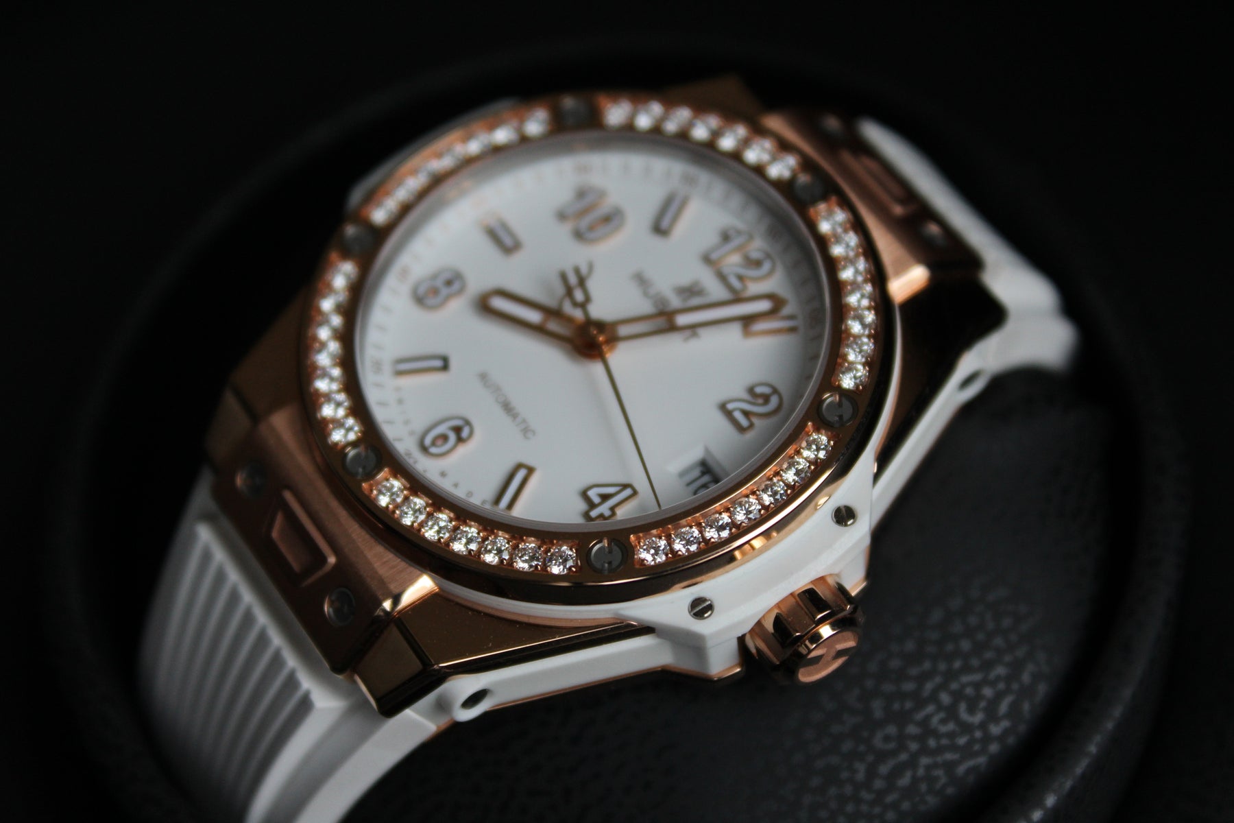 Hublot BIG BANG ONE CLICK KING GOLD WHITE DIAMONDS 39mm 465.OE.2080.RW.1204 ladies watch white