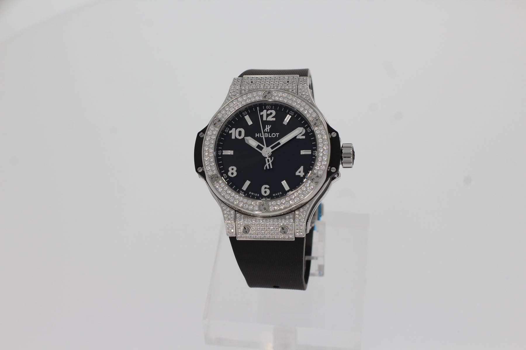Montre femme Hublot BIG BANG STEEL PAVÉ 38mm Quartz Acier Pavé 361.SX.1270.RX.1704 acier inoxydable caoutchouc noir