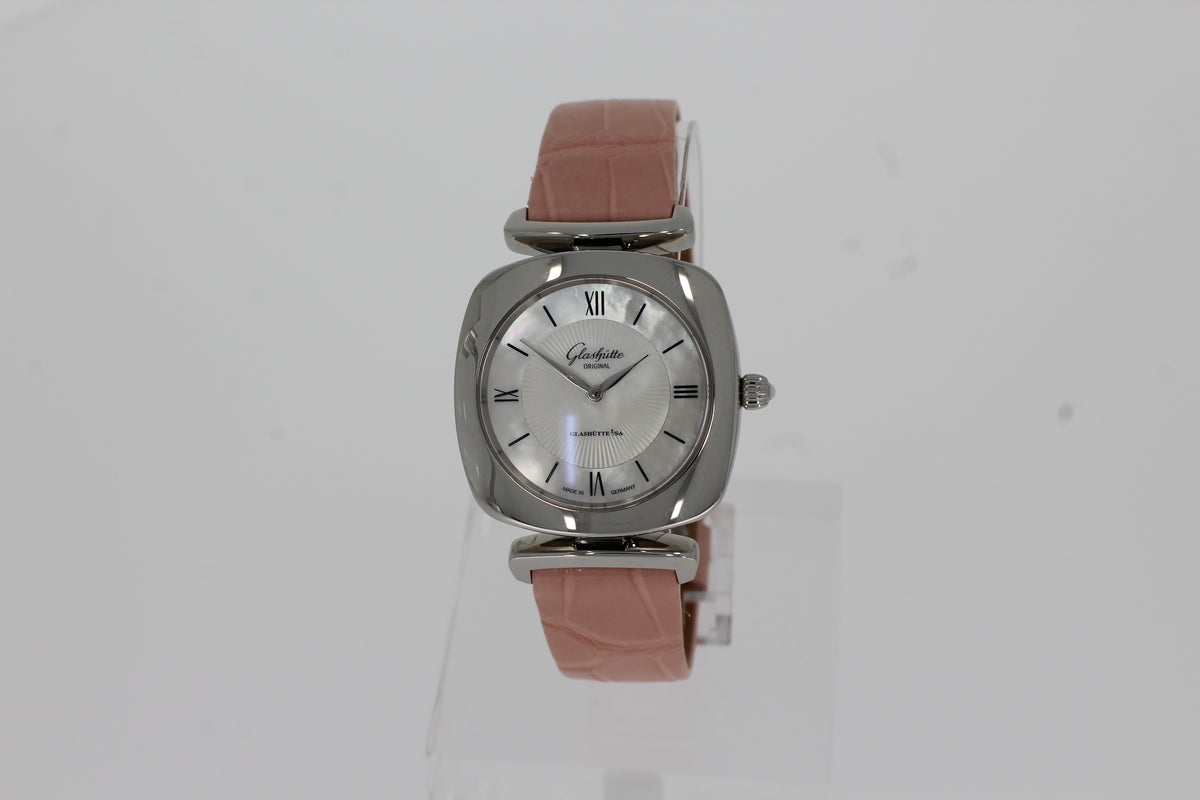 Glashütte Original Pavonina 31mm Mother-of-Pearl 1-03-02-05-02-31