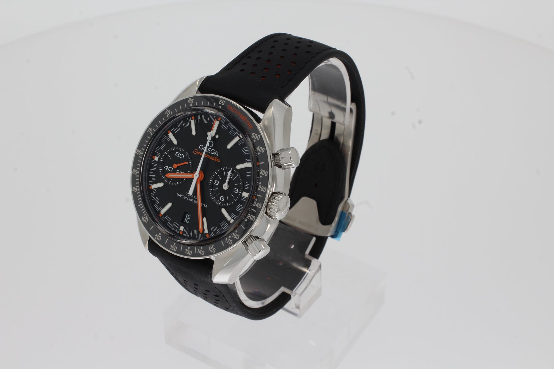 Omega Speedmaster Racing Co-Axial Chronograph Automatic 329.32.44.51.01.001 acier noir 44,2 mm, bracelet en cuir noir