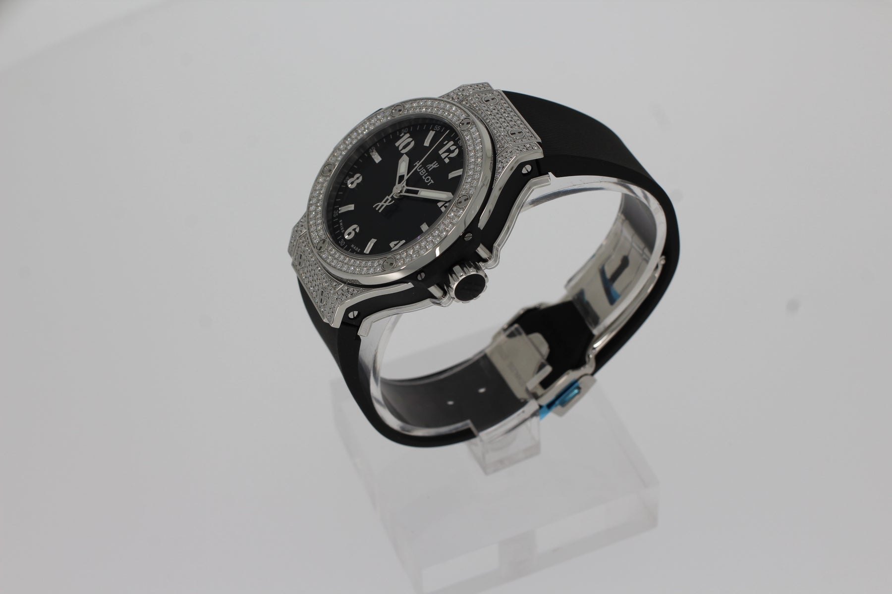 Montre femme Hublot BIG BANG STEEL PAVÉ 38mm Quartz Acier Pavé 361.SX.1270.RX.1704 acier inoxydable caoutchouc noir