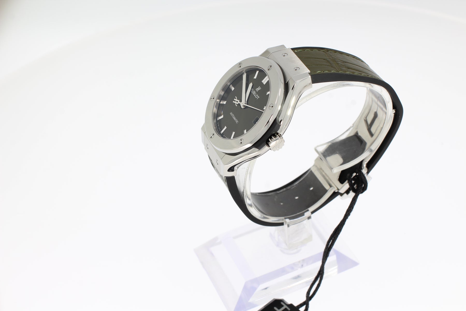 Hublot Classic Fusion Green Titanium 38mm 565.NX.8970.LR Titanium Automatic Date Ladies Watch Green Alligator Leather Strap