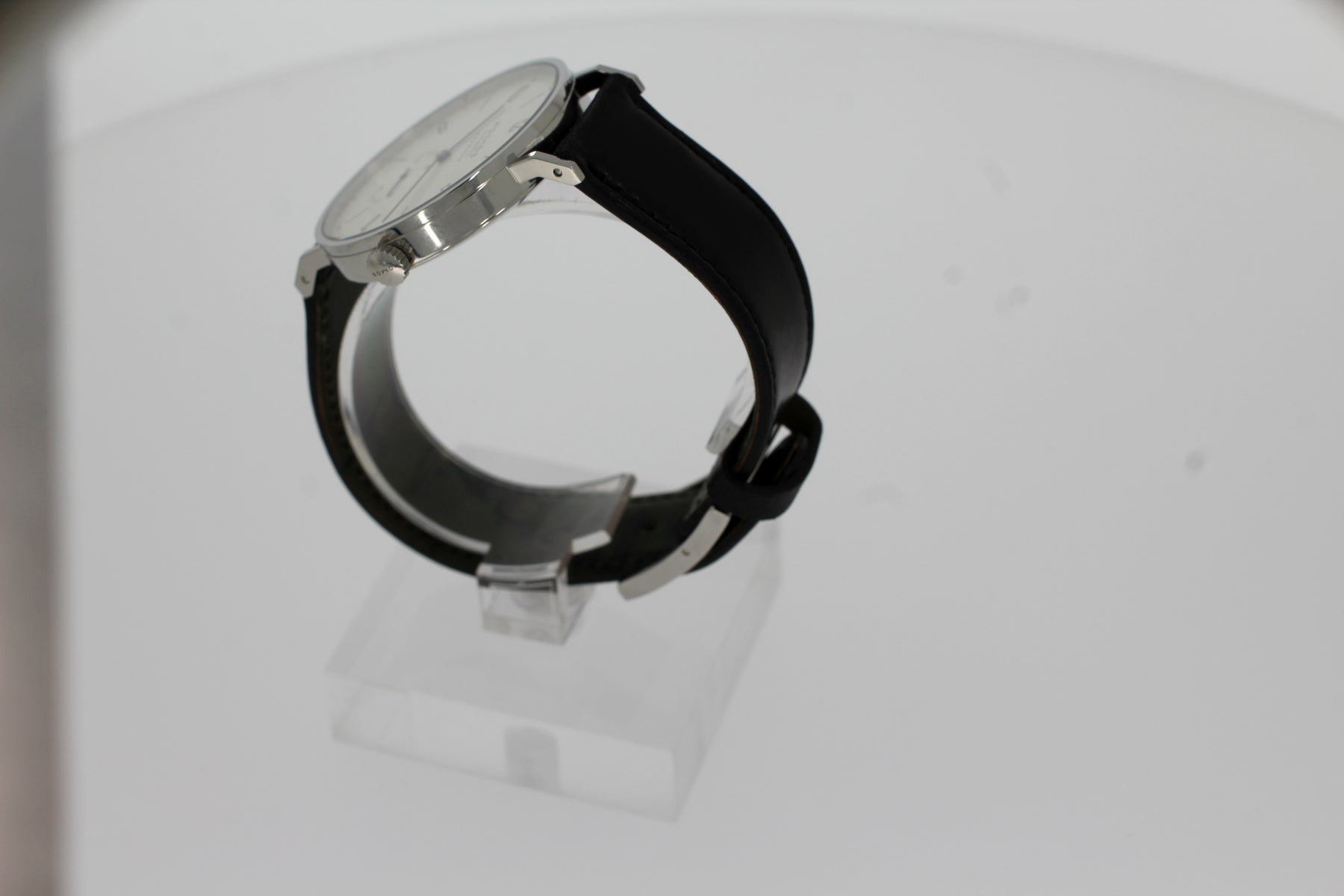 Nomos TANGENTE NEOMATIK 39 140 blanc avec fond en verre saphir