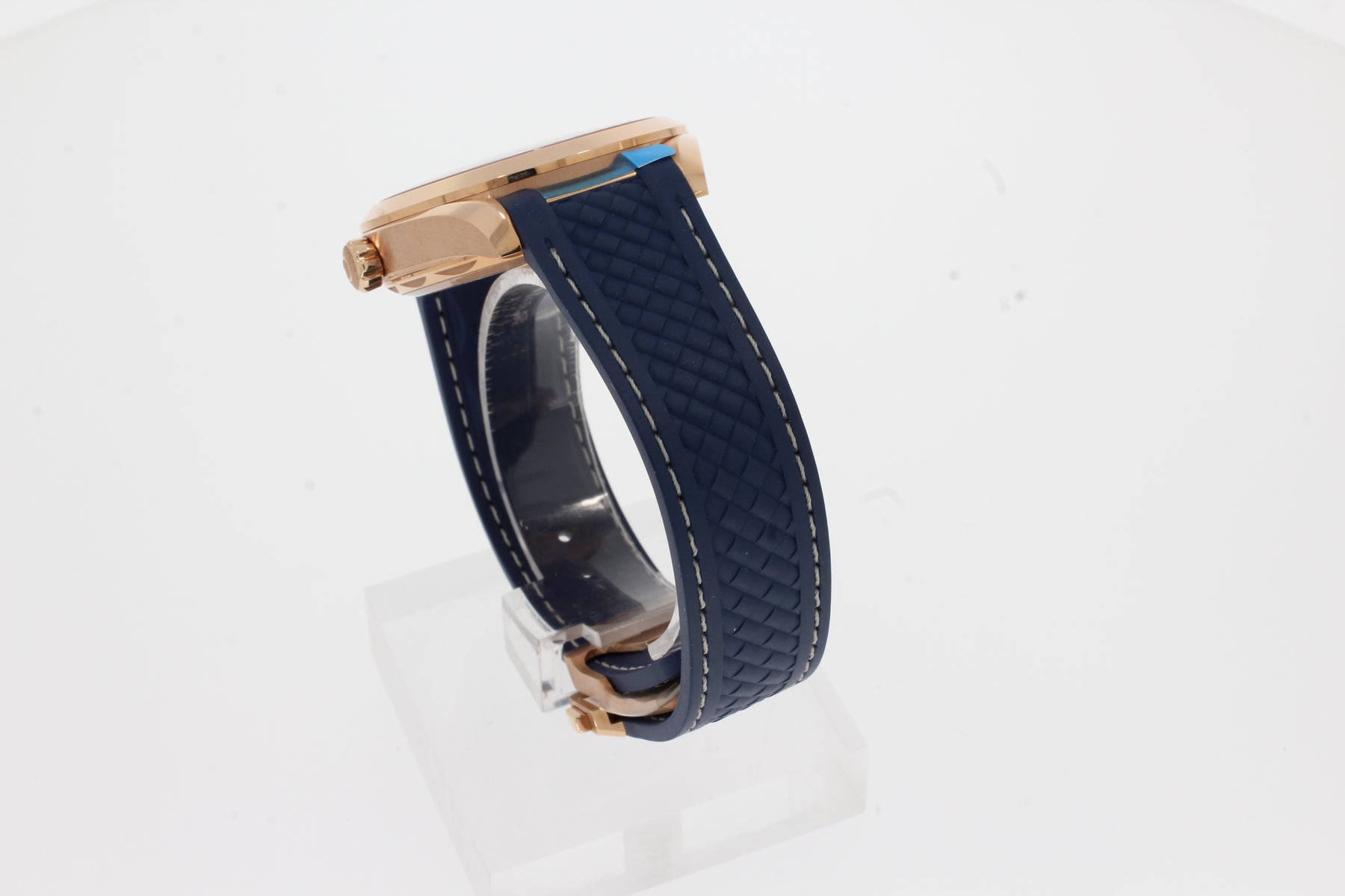 Omega Master Chronometer 41 Seamaster Aqua Terra Blue 220.52.41.21.03.001 or rose bleu 41mm, bracelet en caoutchouc bleu