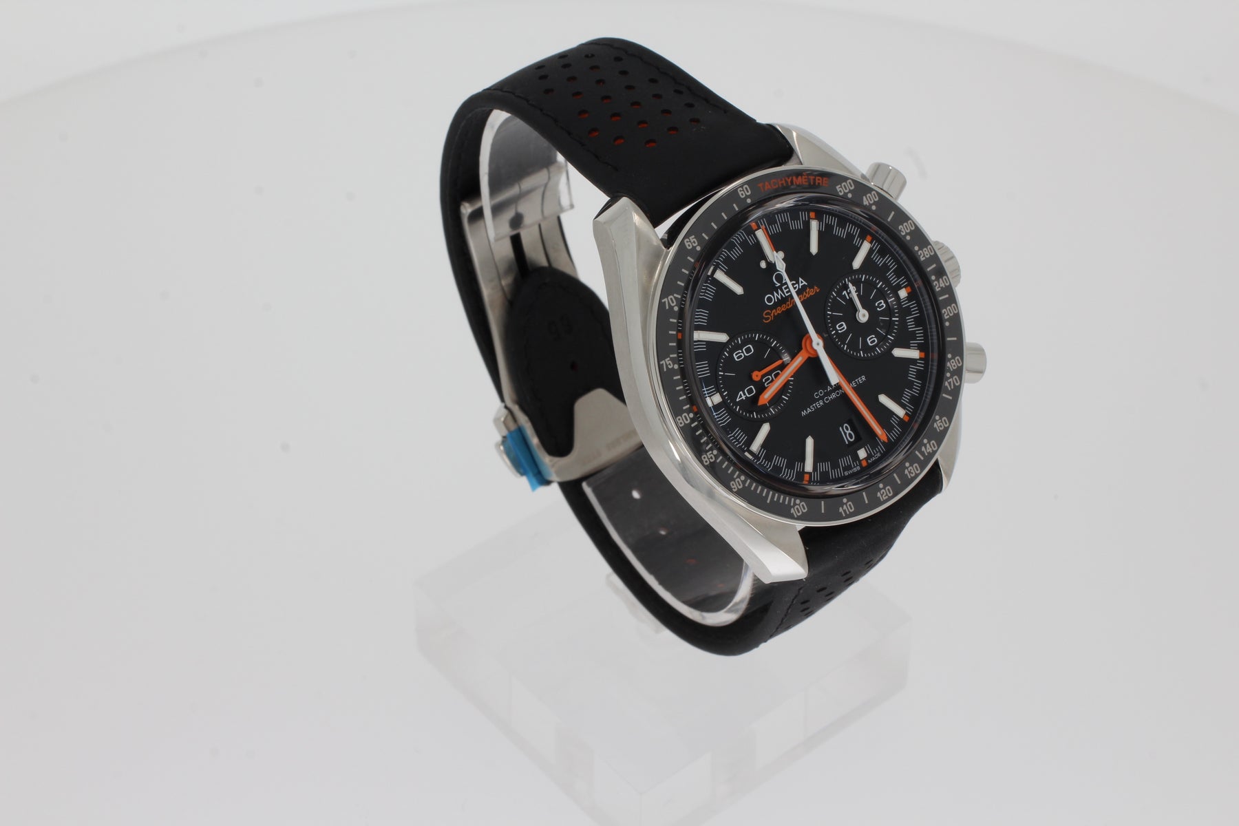 Omega Speedmaster Racing Co-Axial Chronograph Automatic 329.32.44.51.01.001 acier noir 44,2 mm, bracelet en cuir noir