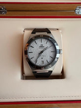 Omega Constellation 41 mm, Stahl mit Lederarmband 131.33.41.21.06.001