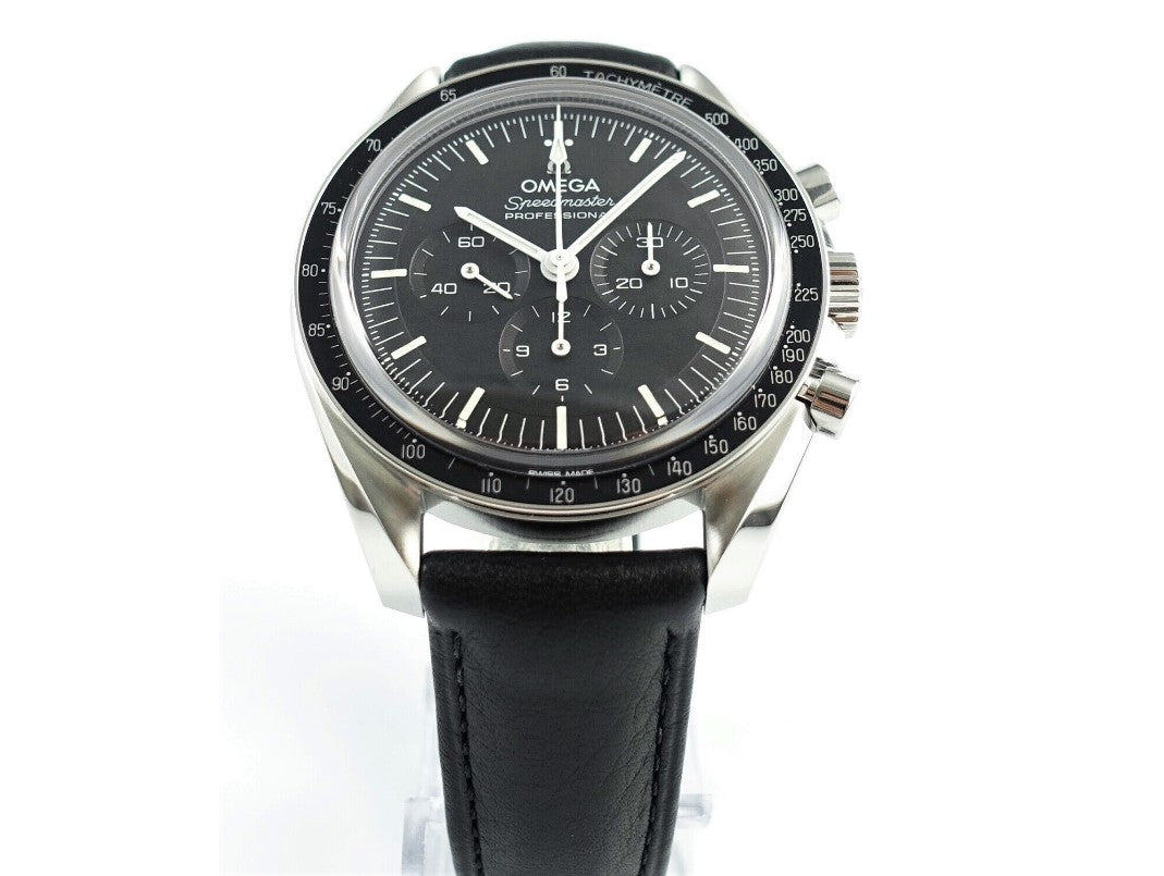 Omega SPEEDMASTER MOONWATCH PROFESSIONAL 42 MM, STEEL WITH LEATHER STRAP 310.32.42.50.01.002