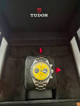 Tudor Black Bay Chrono 39 M79310N-0001 "Bumblebee"