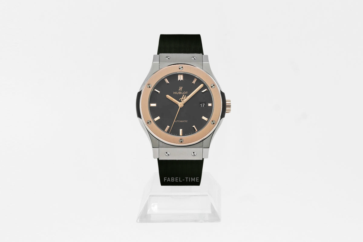 Hublot CLASSIC FUSION TITANIUM KING GOLD 42mm 542.NO.1181.RX Men's Watch Titanium Black Rubber