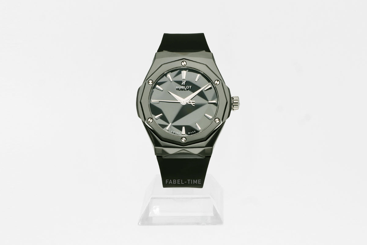 Hublot Classic Fusion Orlinski Black Magic 40 mm 550.CS.1800.RX.ORL21 polished black ceramic case and black rubber strap