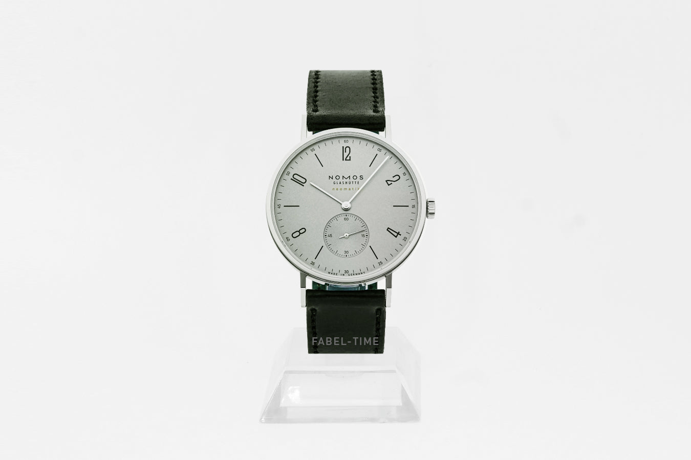 Nomos Tangente neomatik 39 platingrau 144