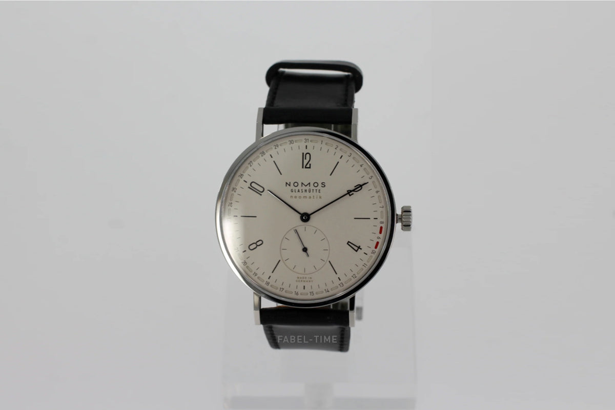 NOMOS Tangente neomatik 41 Update 180 white with sapphire crystal back