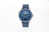 Omega Seamaster Diver 300M 42 mm, Stahl mit Kautschukband "Summer Blue" 21032422003002