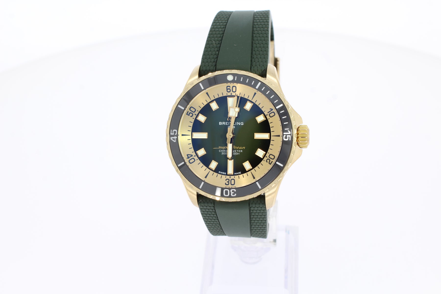 Breitling Superocean Automatic 42 N17375201L1S1