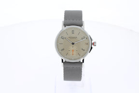 Nomos Ahoi neomatik 38 Datum sand 527