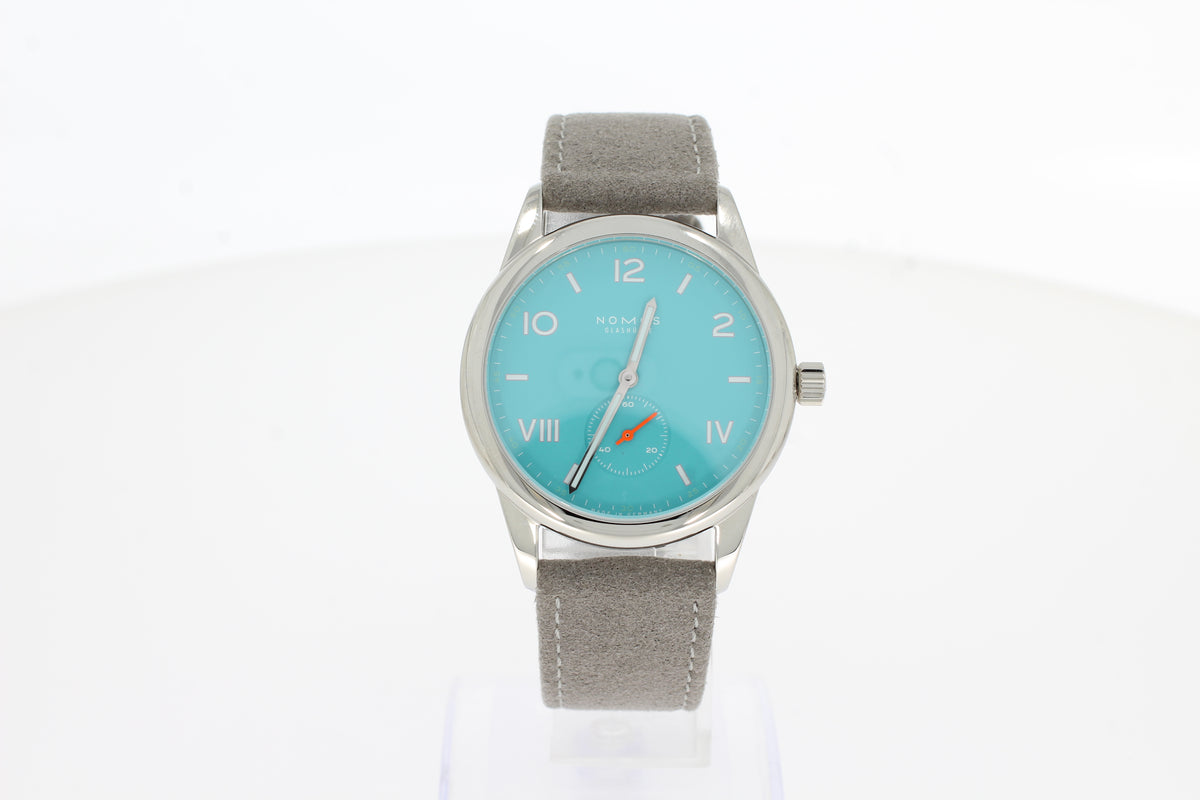 Nomos Club Campus 38 endless blue 724 Edelstahl 38.5 mm Handaufzug, gewölbtes Saphirglas,