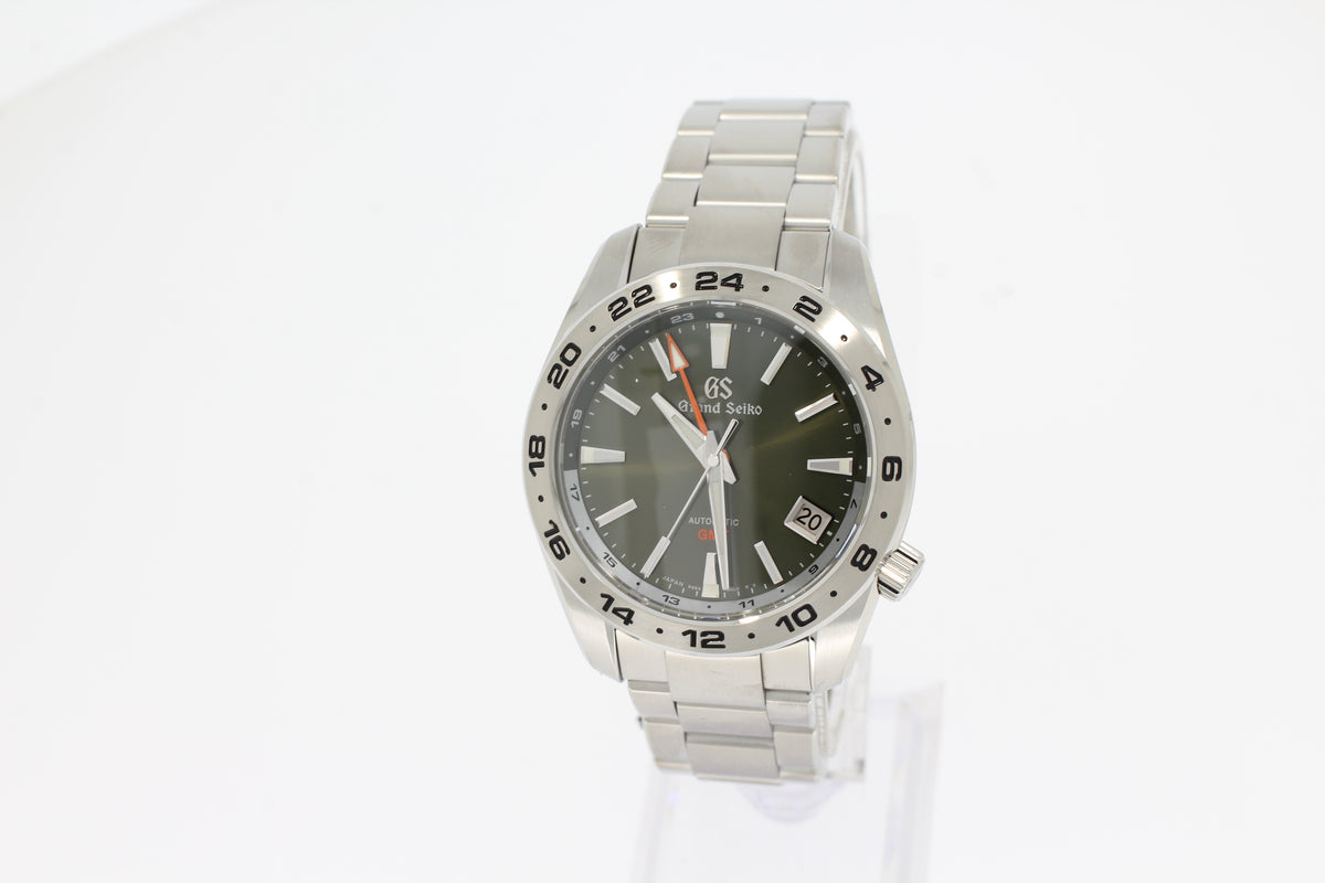 Grand Seiko Sports Collection SBGM247