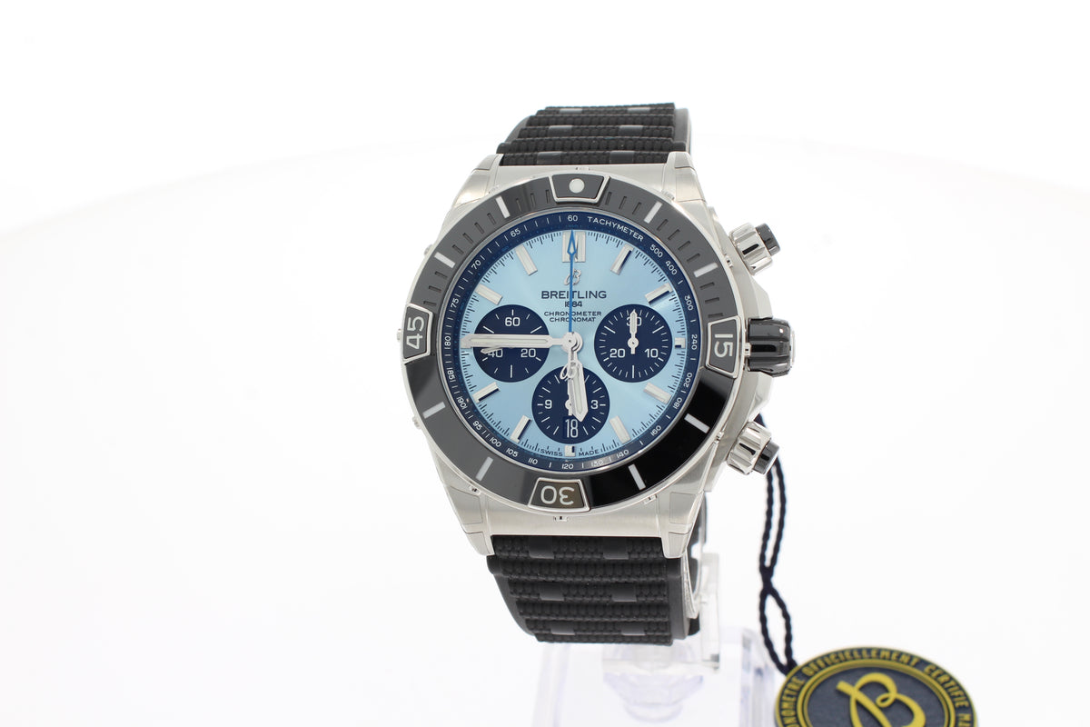 Breitling Chronomat B01 44 PB0136251C1S1