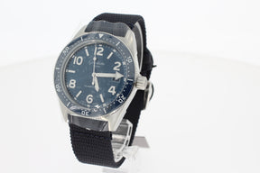 Glashütte Original SeaQ 1-39-11-06-80-08 avec mouvement automatique calibre 39-11, affichage de la date, lunette tournante