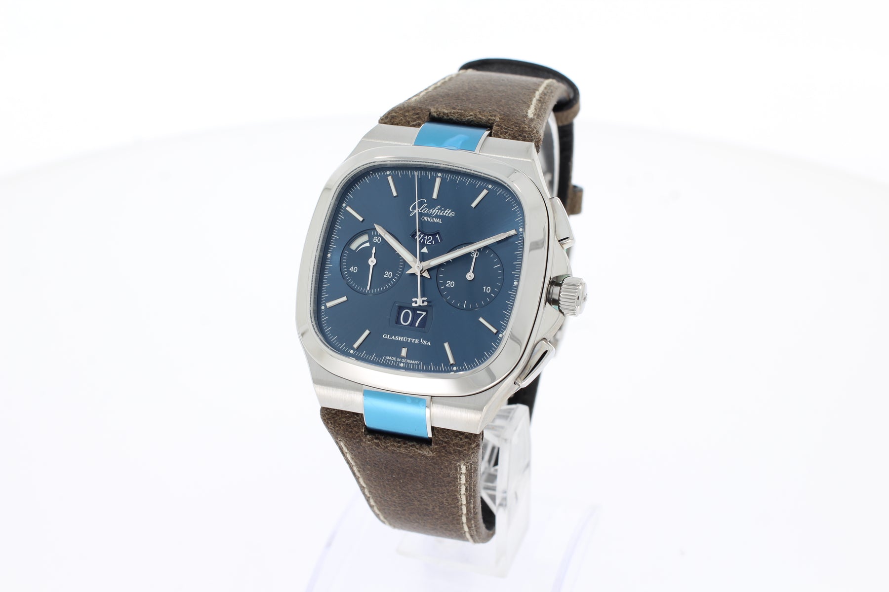 Glashütte Seventies Chronograph 13702080262 blau, Automatikwerk, Saphirglas, Kalbslederarmband