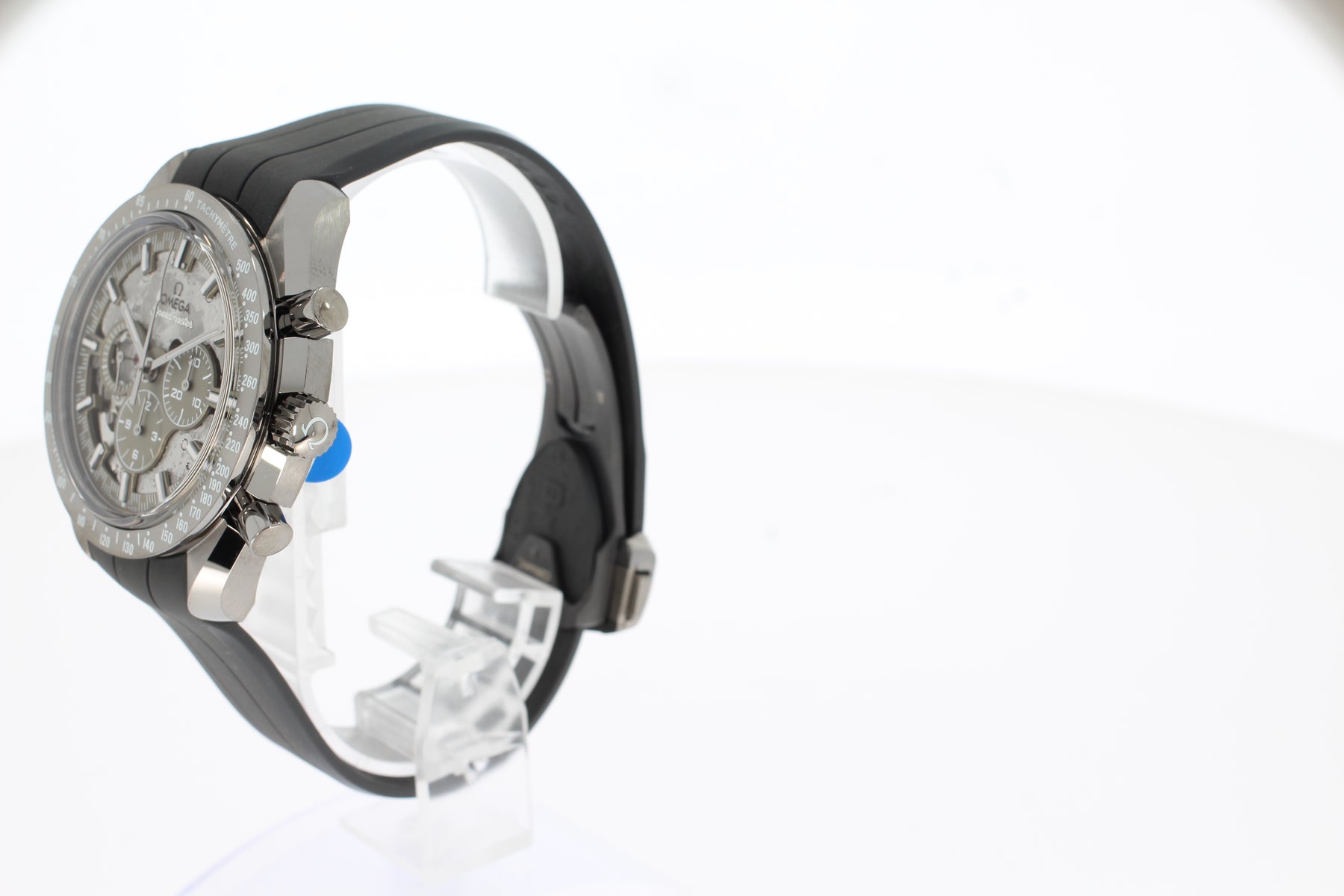 Omega Speedmaster Dark Side of the Moon 44,25 mm, graue Keramik mit Kautschukband 31092445006002