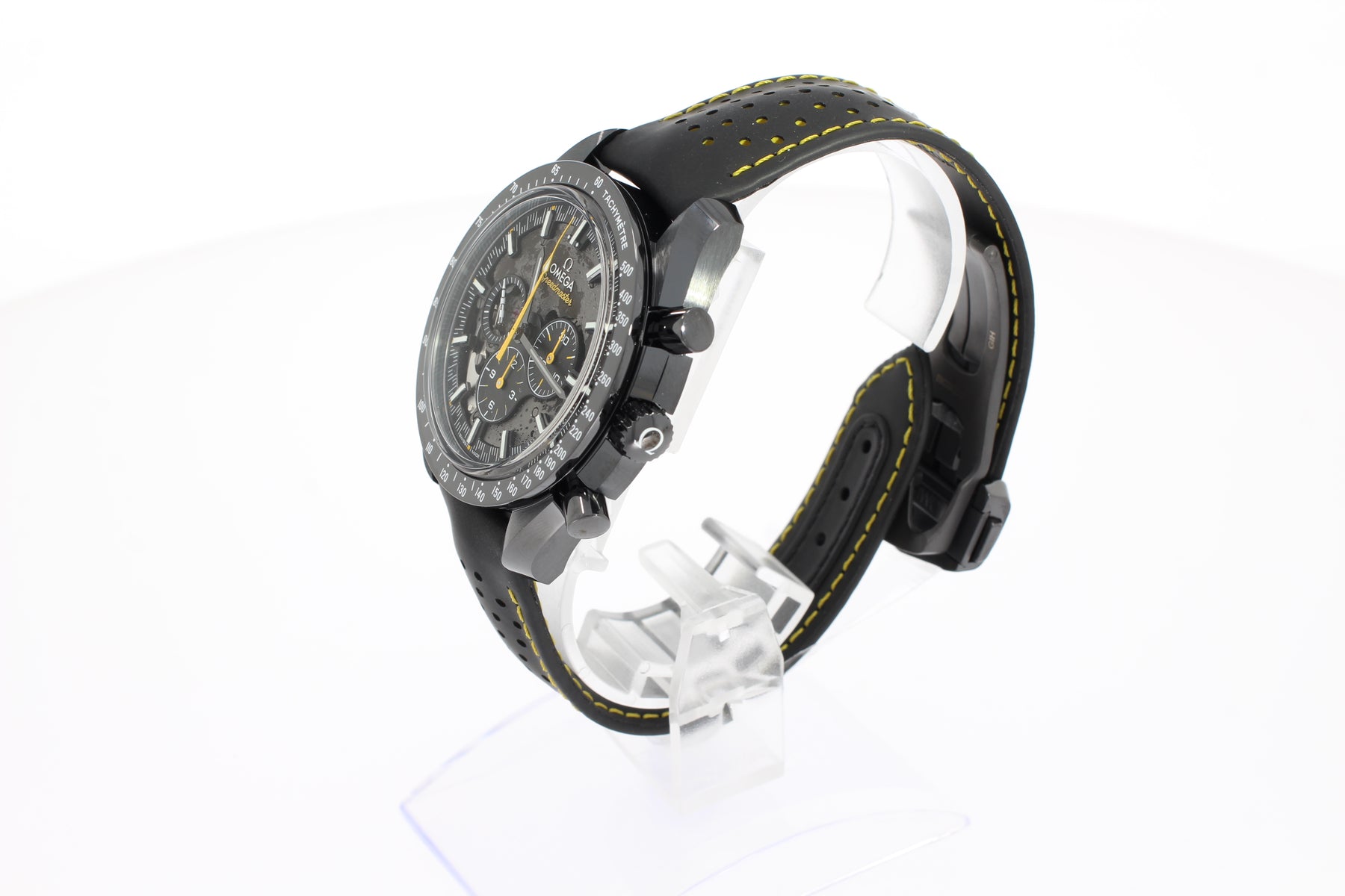 Omega SPEEDMASTER DARK SIDE OF THE MOON Apollo 8 310.92.44.50.01.001