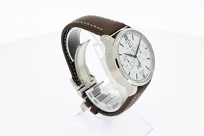 Glashütte Original Senator Chronograph Panoramadatum 42 mm  Edelstahl Automatik weiß, Kalbslederband braun 13701050235