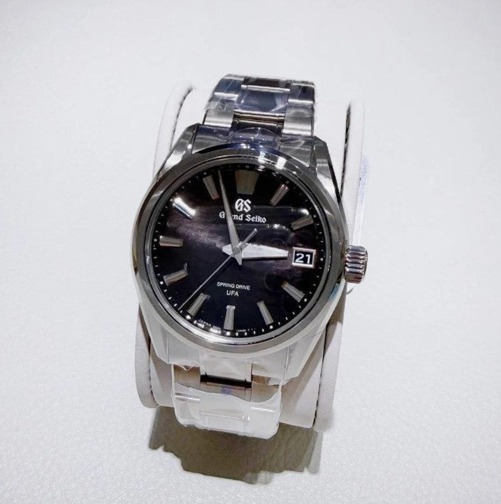 Grand Seiko Evolution 9 Kollektion Lake Suwa black SLGB007