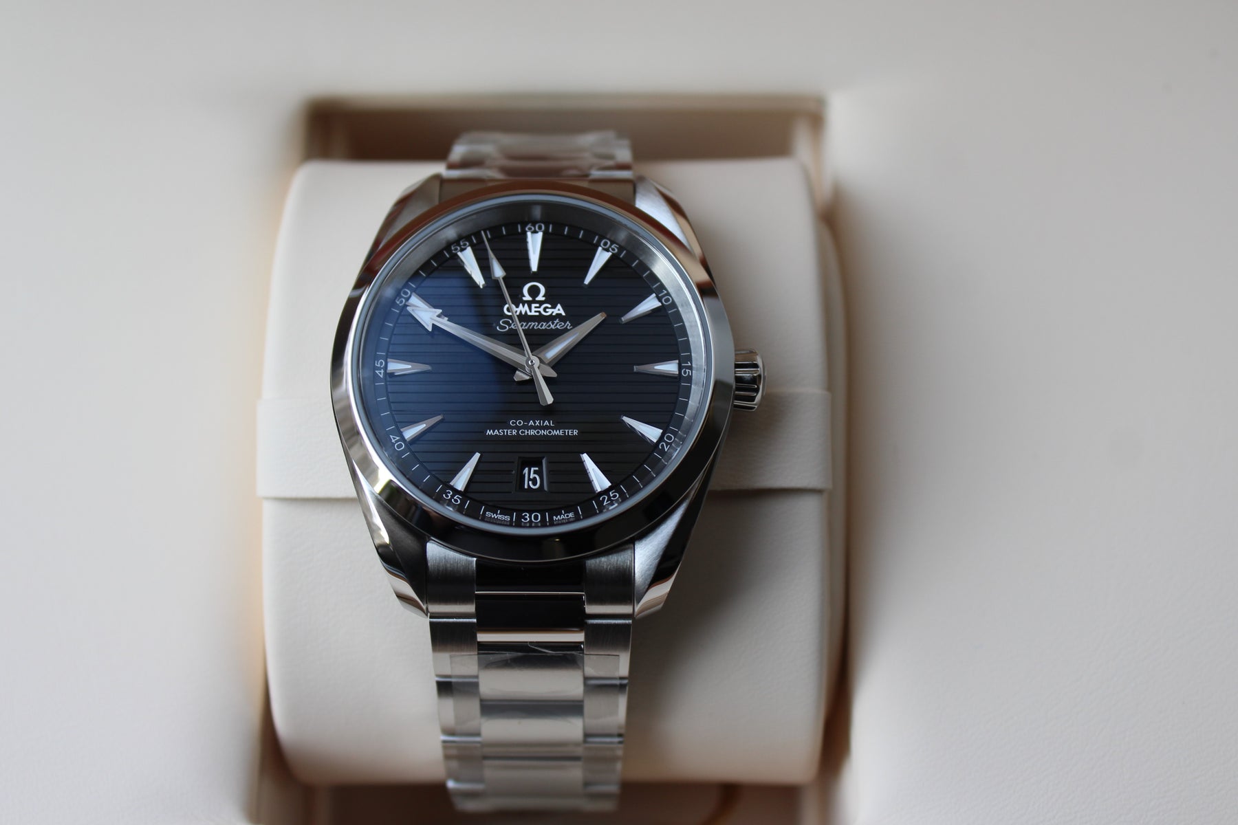 Omega SEAMASTER AQUA TERRA 150 M 38 MM, ACIER AVEC BRACELET EN ACIER 220.10.38.20.01.001