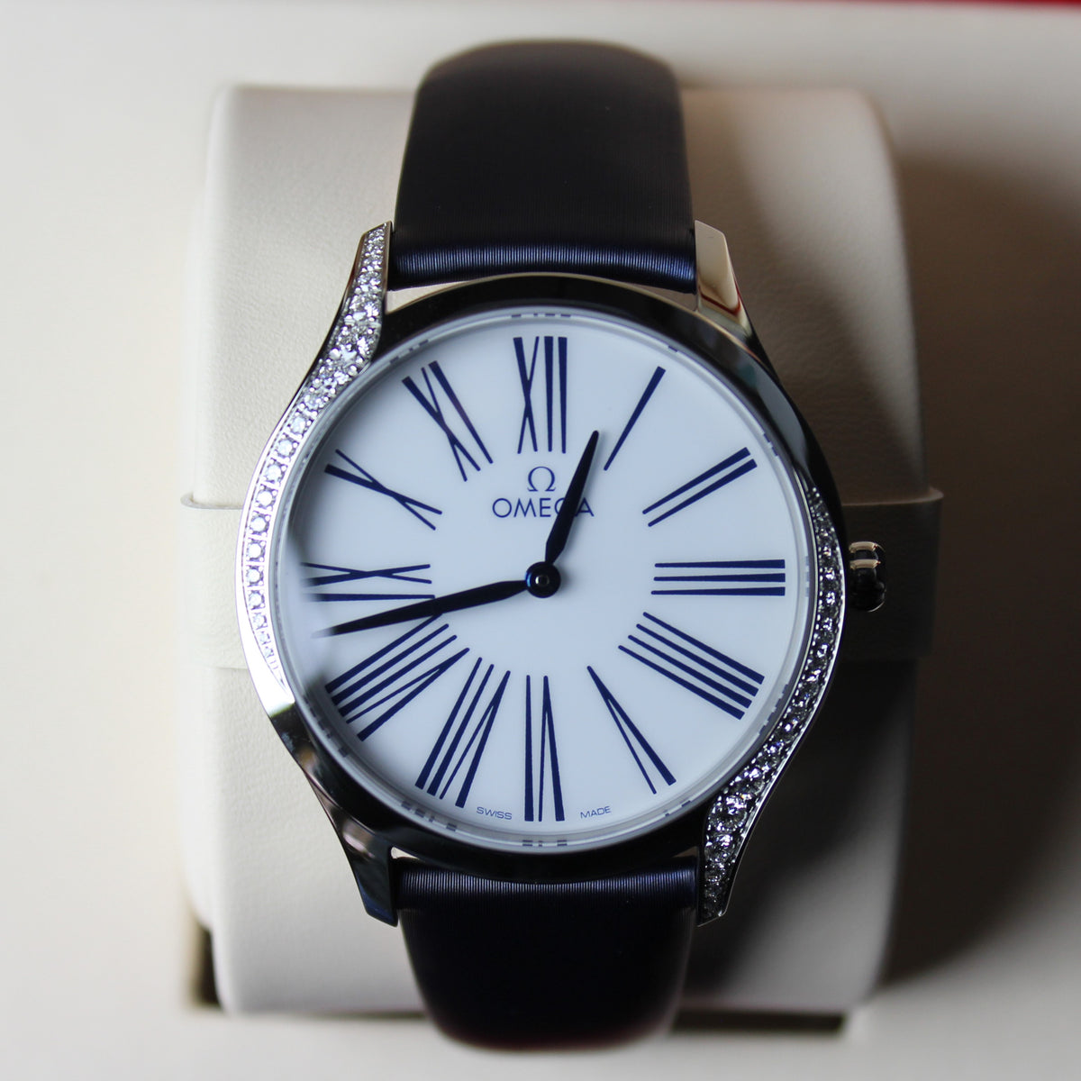 Omega De Ville Trésor 428.17.36.60.04.001 white 36mm steel, blue strap