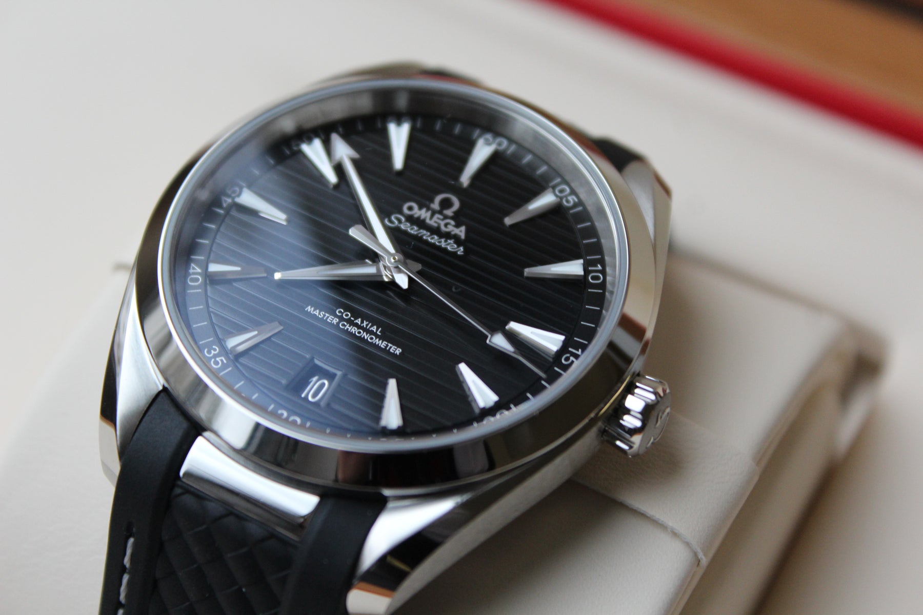 Omega Seamaster Aqua Terra 220.12.41.21.01.001 black 41mm steel, black rubber strap