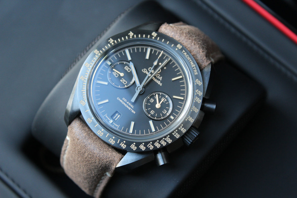 Omega Speedmaster Moonwatch Dark Side Vintage Black 311.92.44.51.01.006 black 44.25mm ceramic, brown leather strap