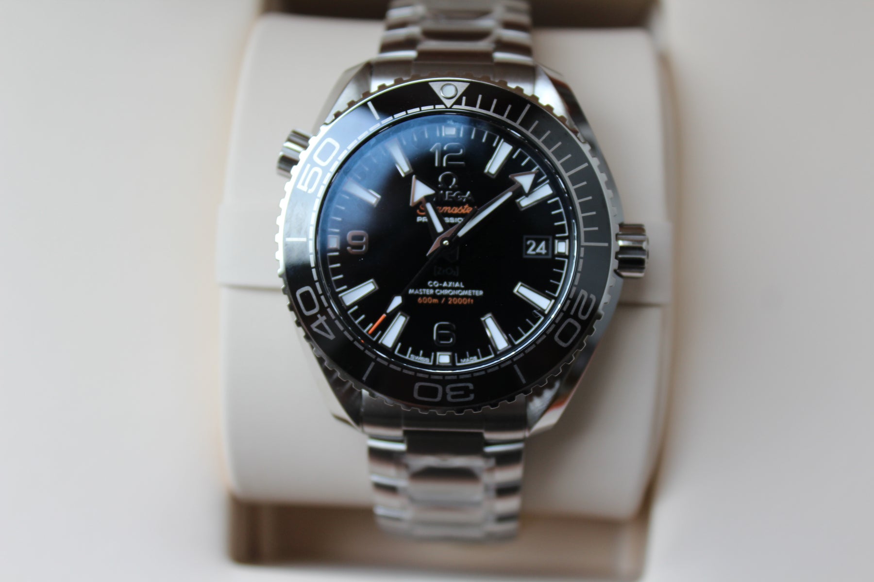 Omega Planet Ocean Master Chronometer 215.30.40.20.01.001 black 39.5mm steel