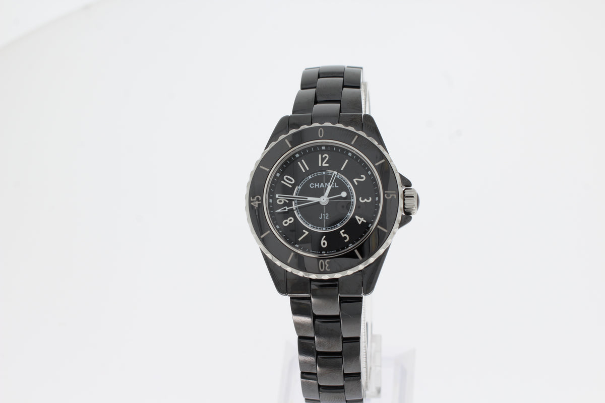 Chanel J12 Black 33mm Quartz H5695