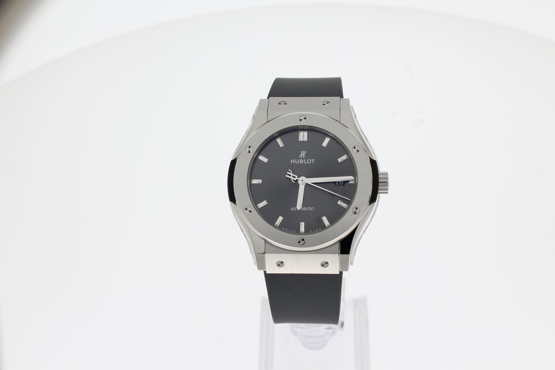 Hublot CLASSIC FUSION RACING GREY TITANIUM 42mm 542.NX.7071.RX Men s Watch Titanium Grey Rubber