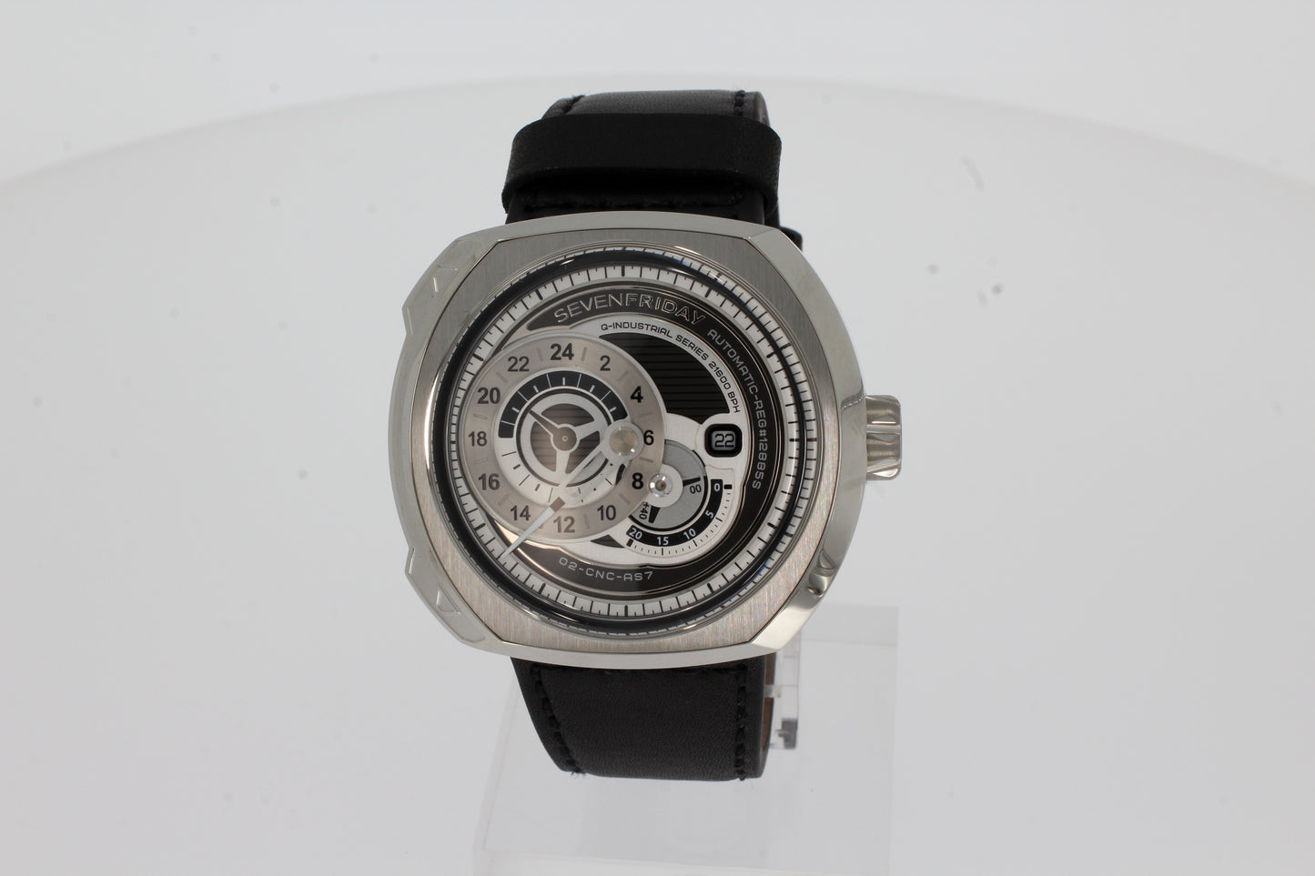 Sevenfriday Q-Series Réf.SF-Q1/01 acier transparent 44,3 x 49,7 mm, avec bracelet en cuir noir