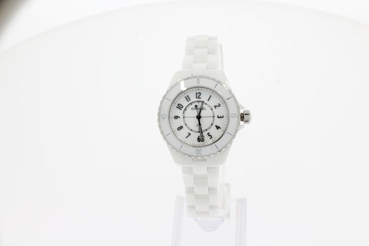Chanel J12 White Highly Resistant 33mm  H5698