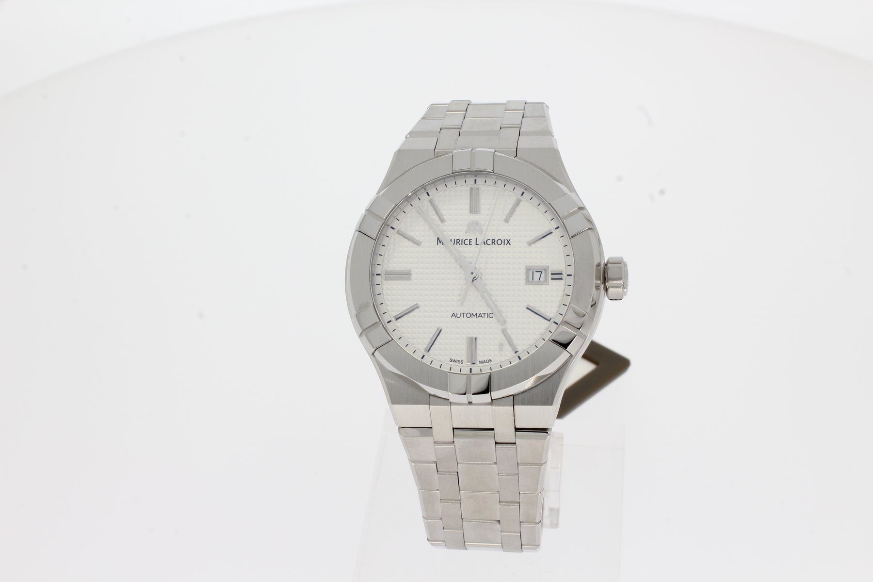 Maurice Lacroix Aikon AI6008-SS002-130-1